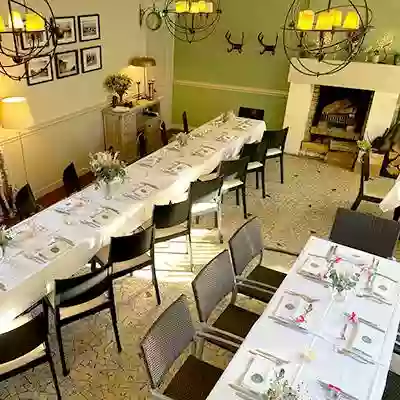 Le restaurant - Auberge du Chasseur - Grosrouvre - Restaurant Galluis