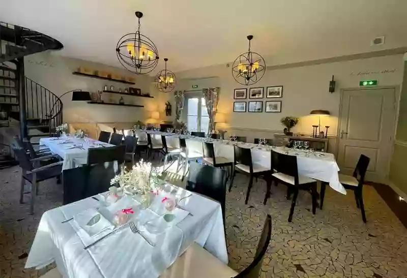 Le restaurant - Auberge du Chasseur - Grosrouvre - Restaurant Galluis
